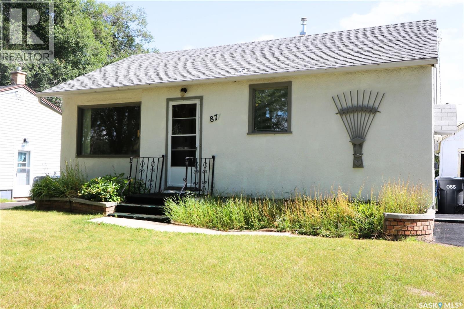 87 James AVENUE - Image 3
