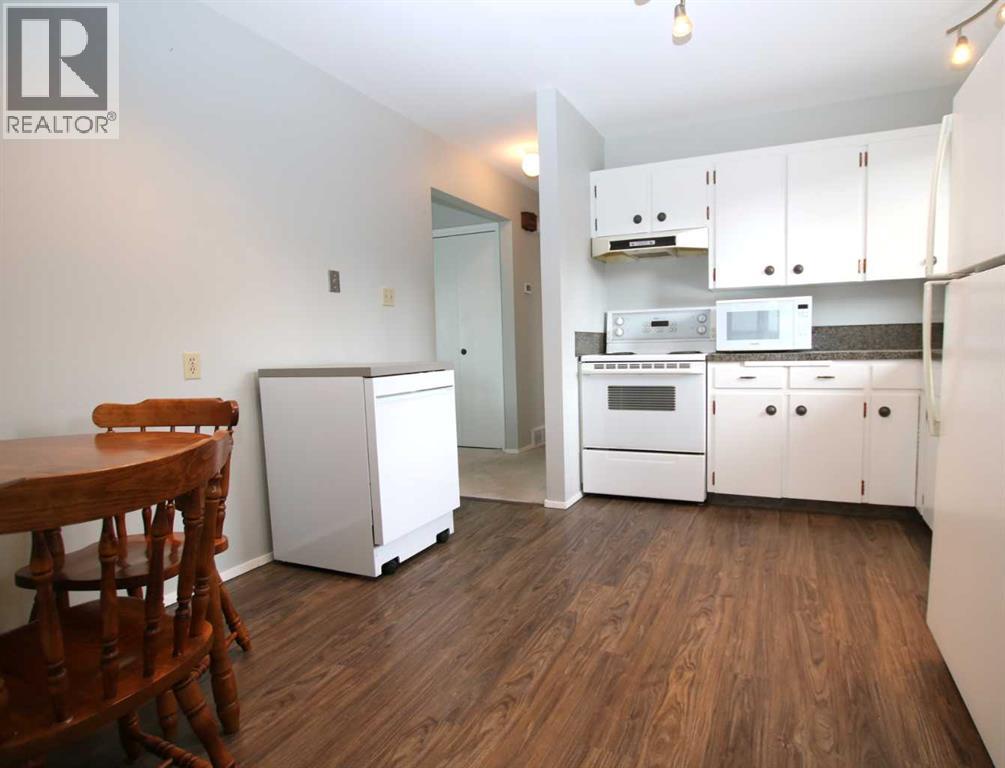 108 Flett Drive NE - 13