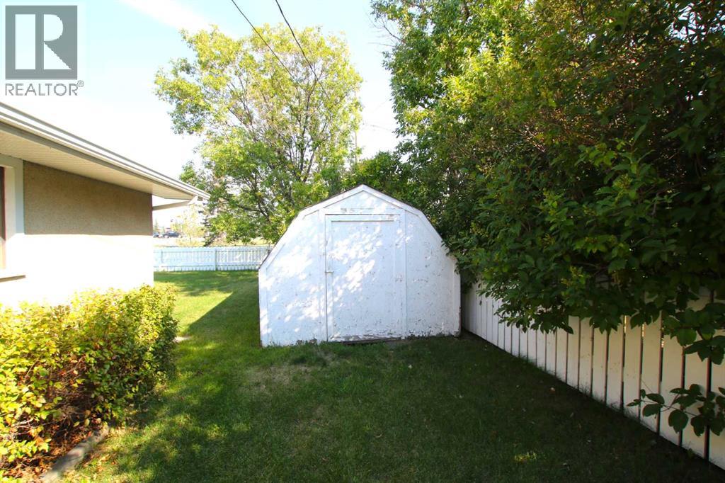 108 Flett Drive NE - 8