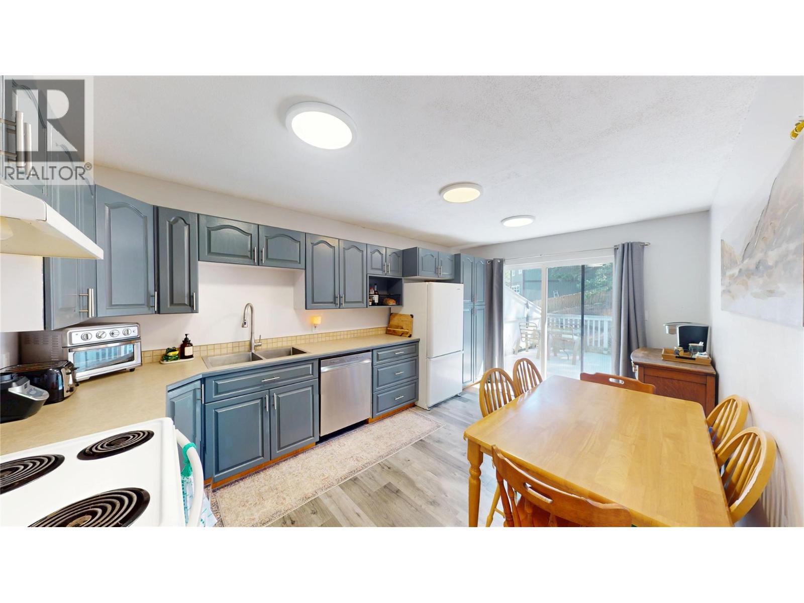1018 12th Avenue S - 5