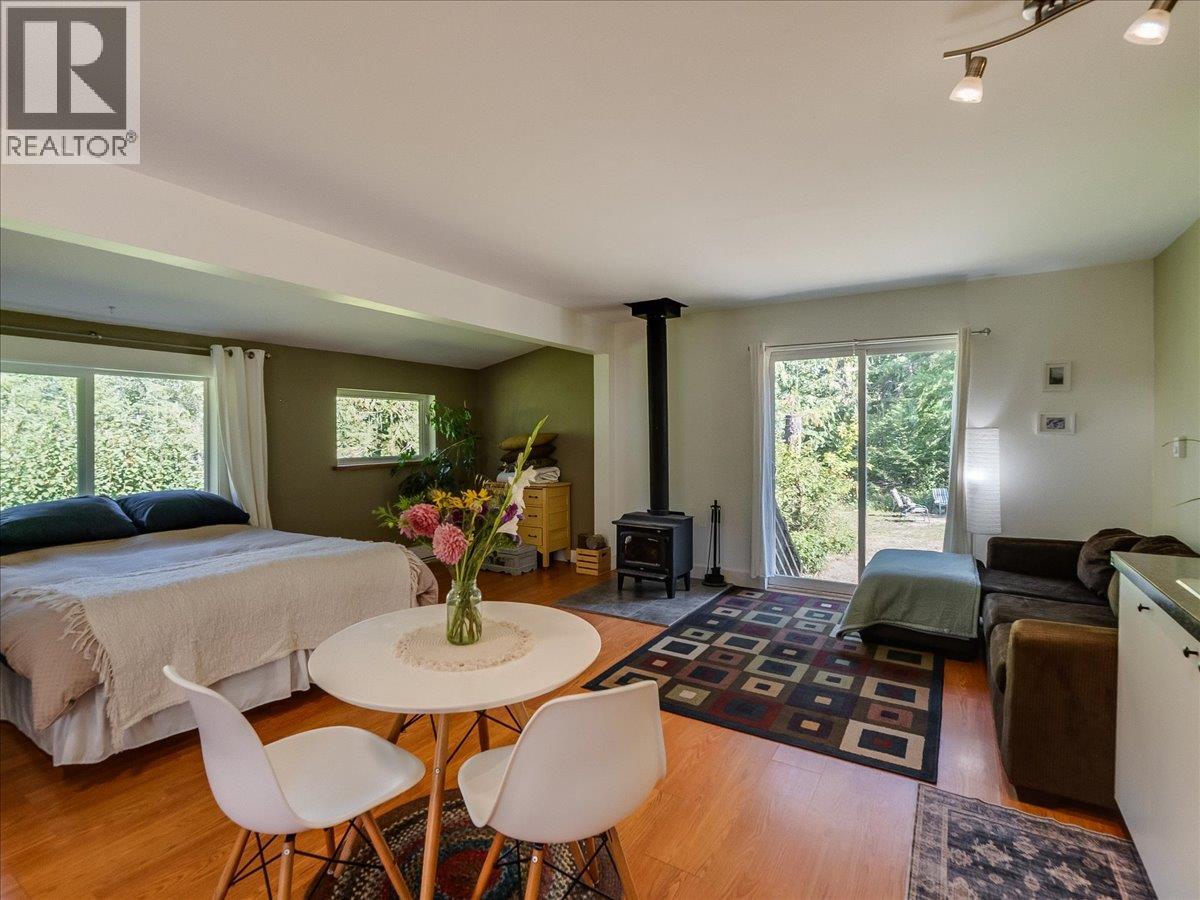6582 Nixon Road - 30