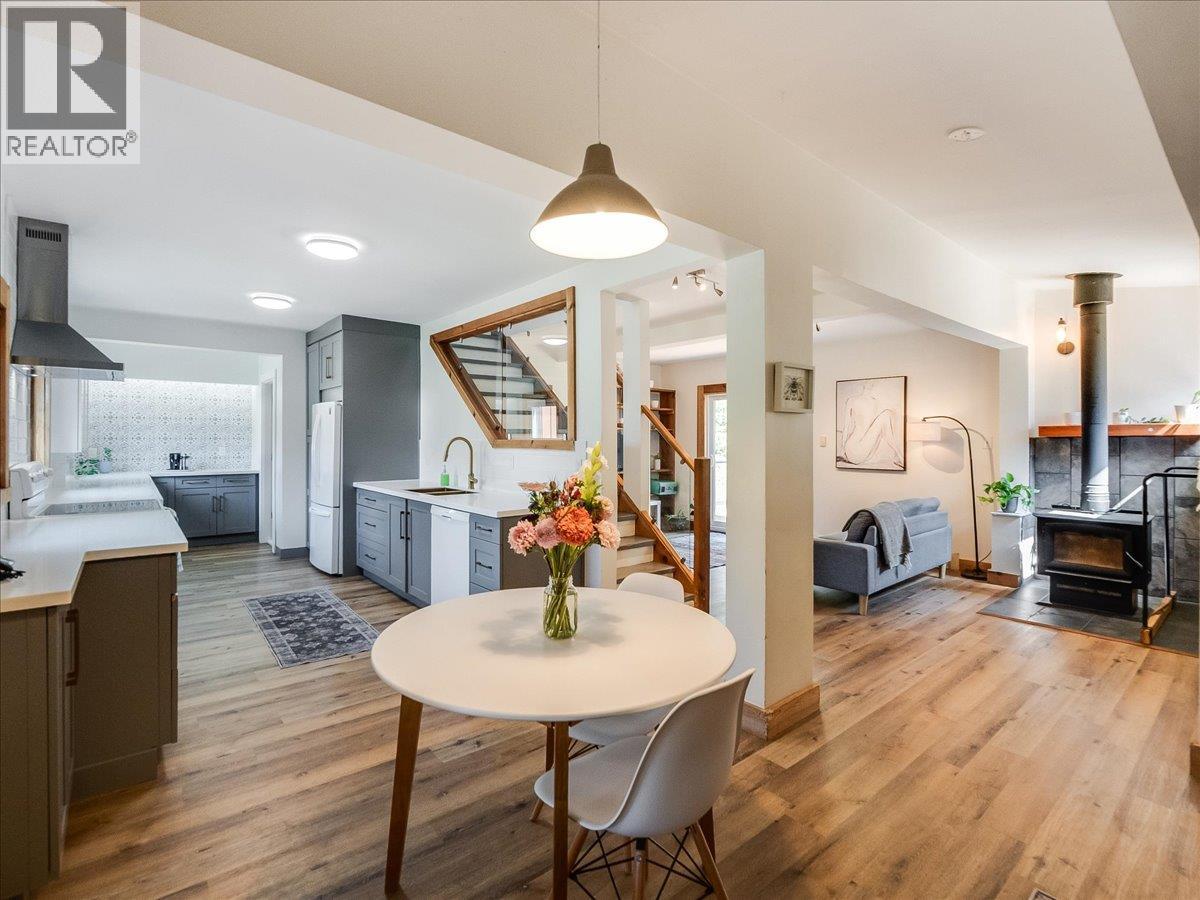 6582 Nixon Road - 11