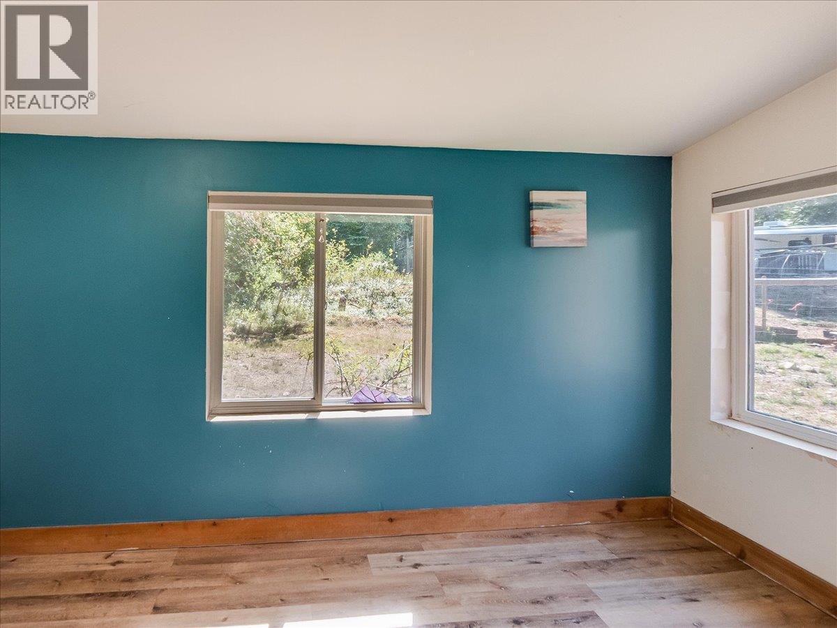 6582 Nixon Road - 18