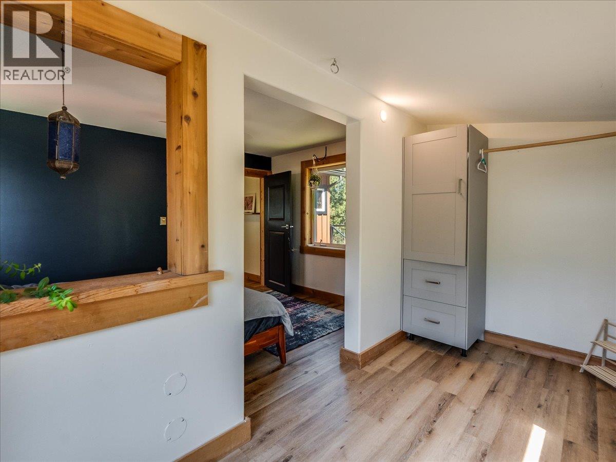 6582 Nixon Road - 17