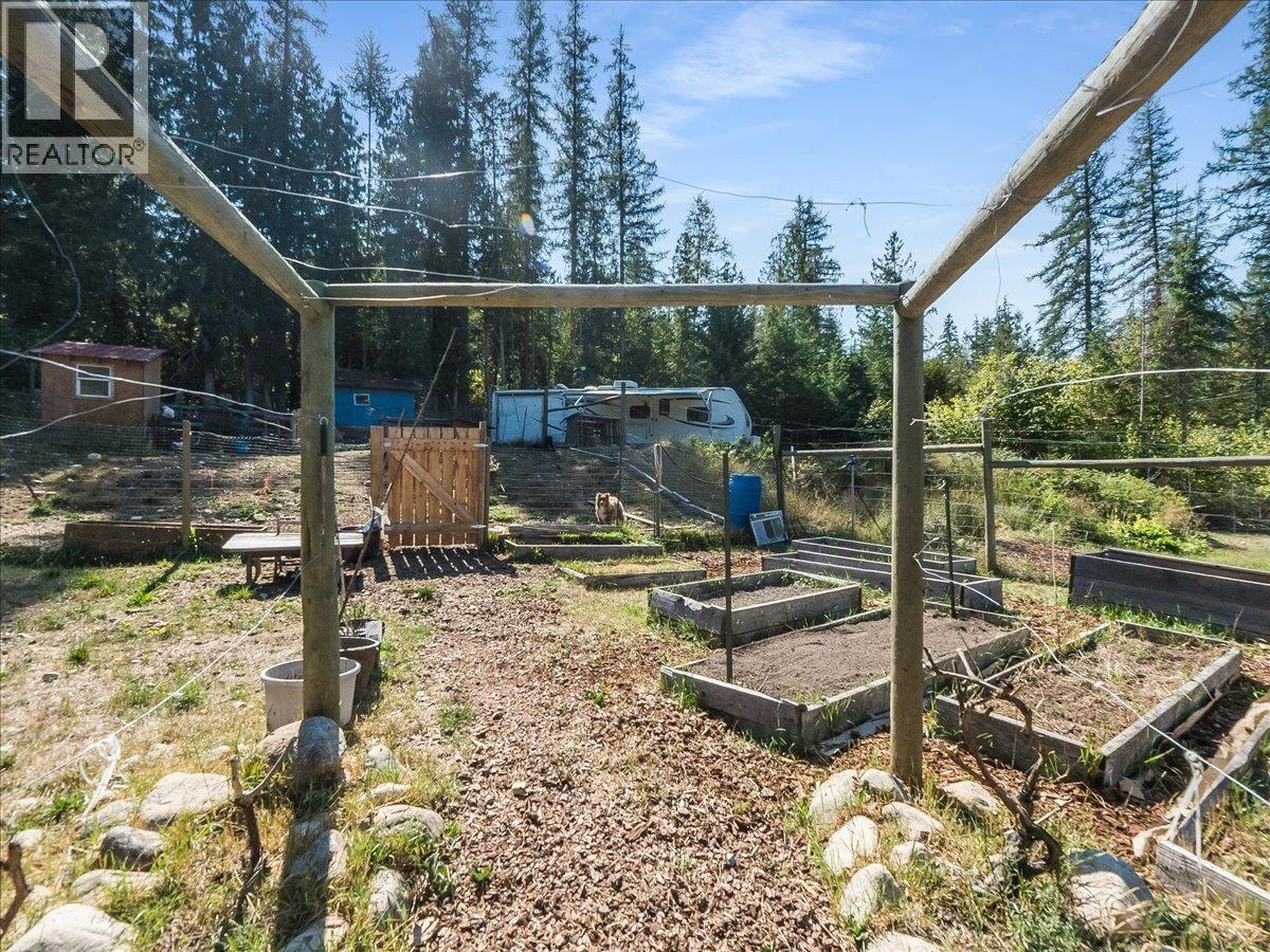 6582 Nixon Road - 45