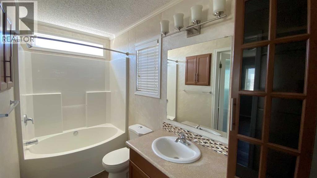 14 Meadows Way - Image 17