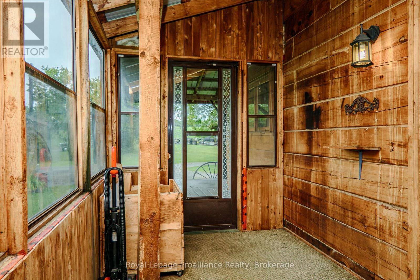 10 HOBBS ROAD - Image 17