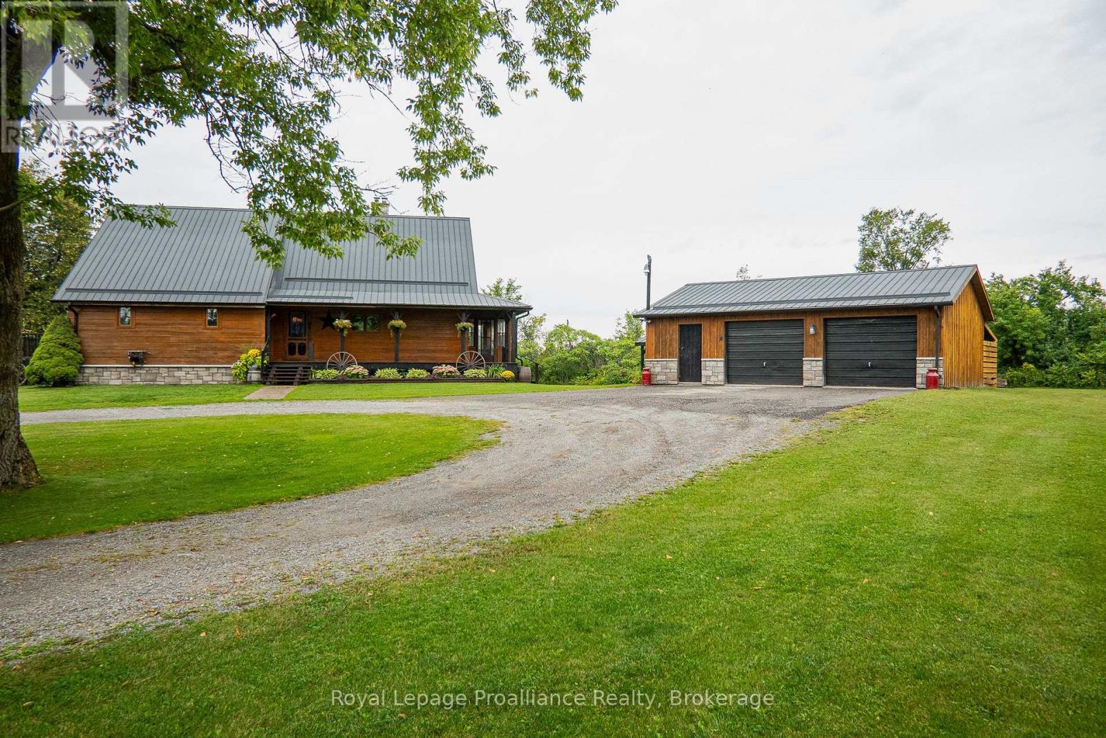 10 HOBBS ROAD - Image 4