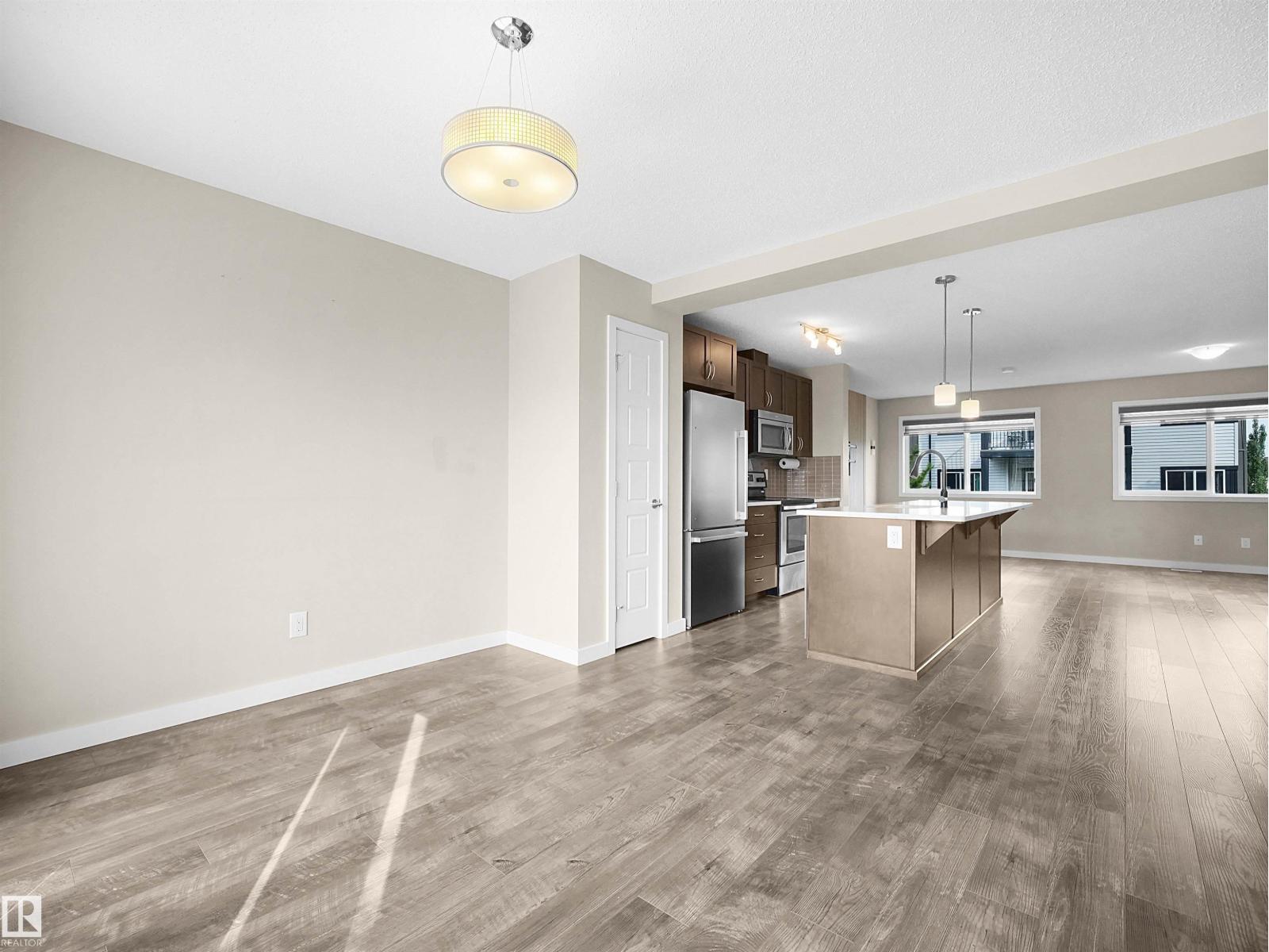 3346 15A AV NW - 22