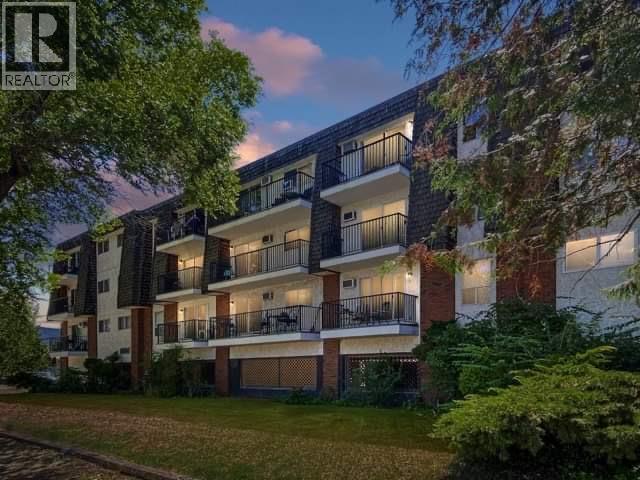 #208 922 Dynes Avenue - 47