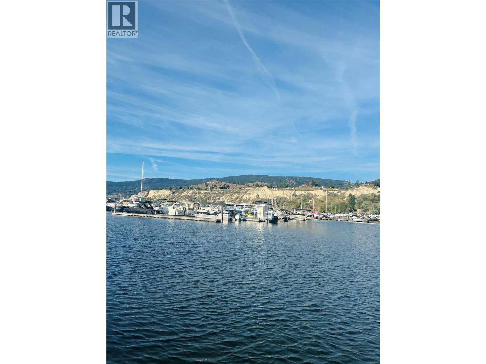 #208 922 Dynes Avenue - 45