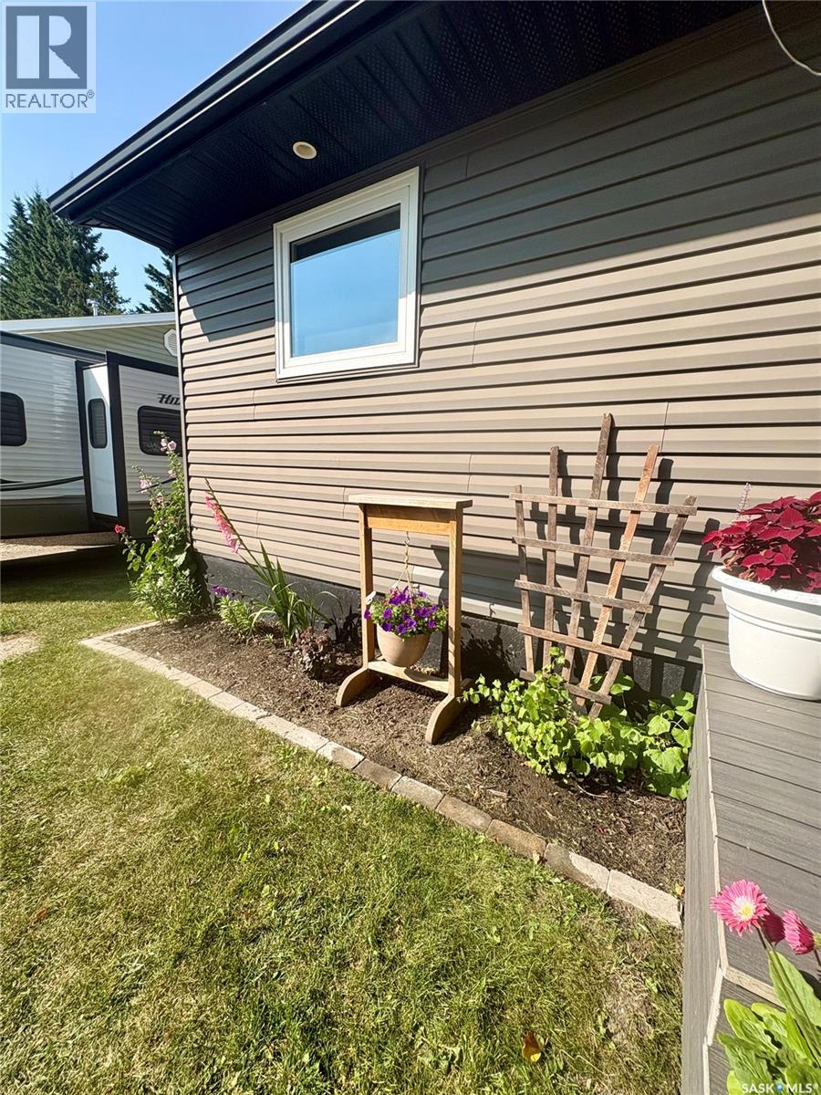 220 Allan AVENUE - Image 4