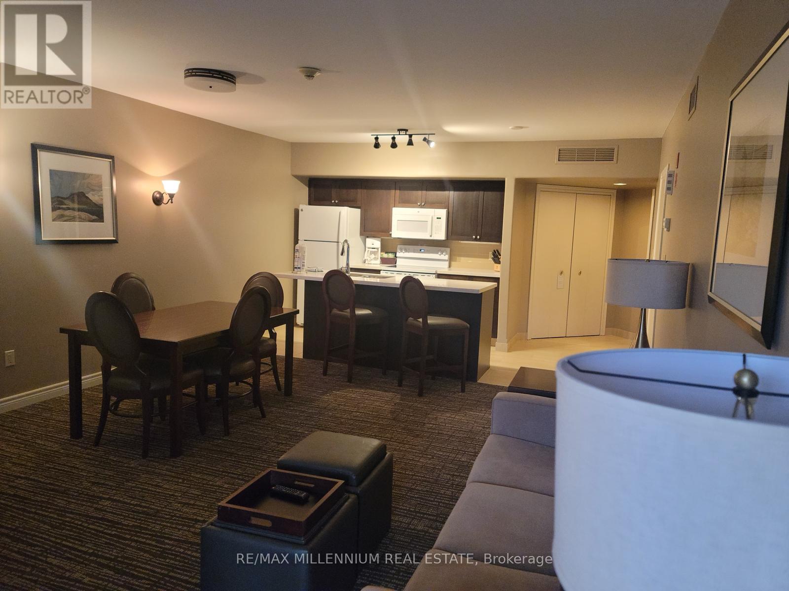 #2442-43 90 HIGHLAND DRIVE - 21