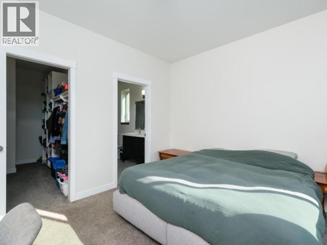 5 14TH AVENUE - 19