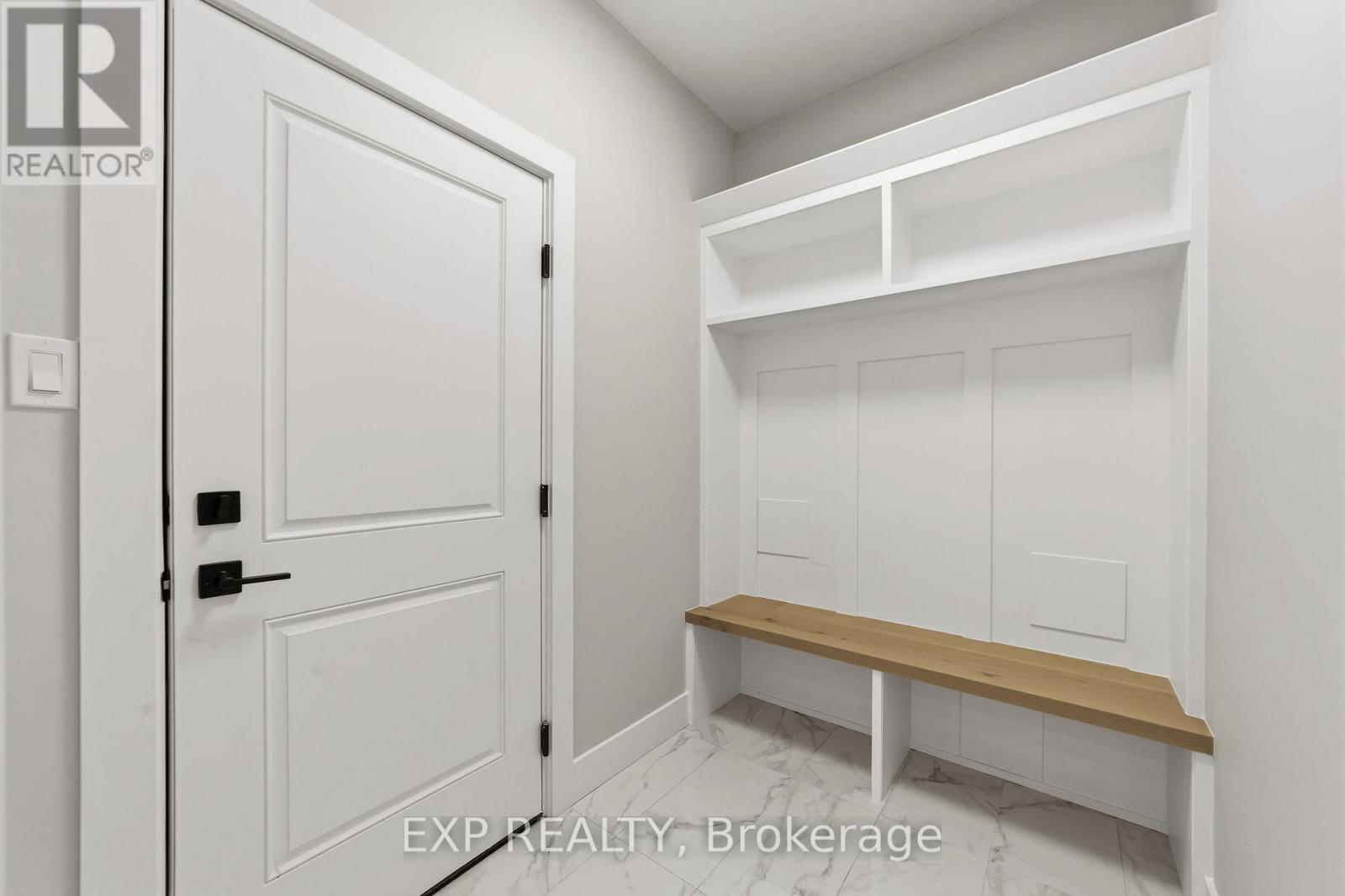 #22 430 HEAD STREET N - Image 21