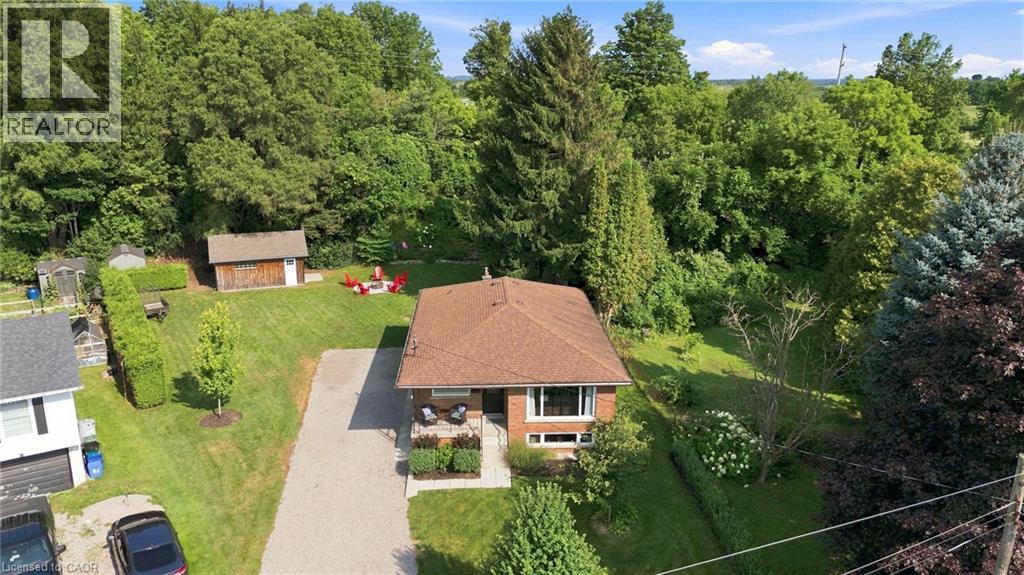 10 TAYLOR Crescent
