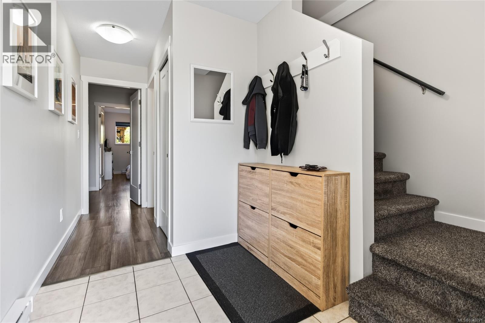 B 2021 13th St, Courtenay