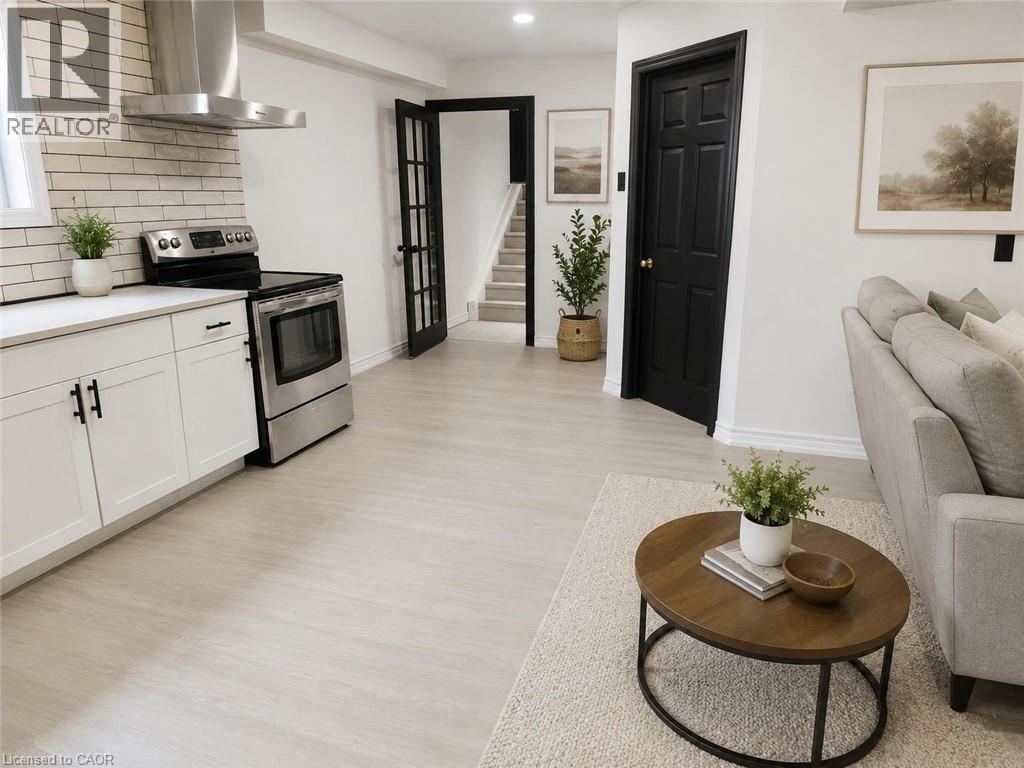77 Schuyler Street — photo 8