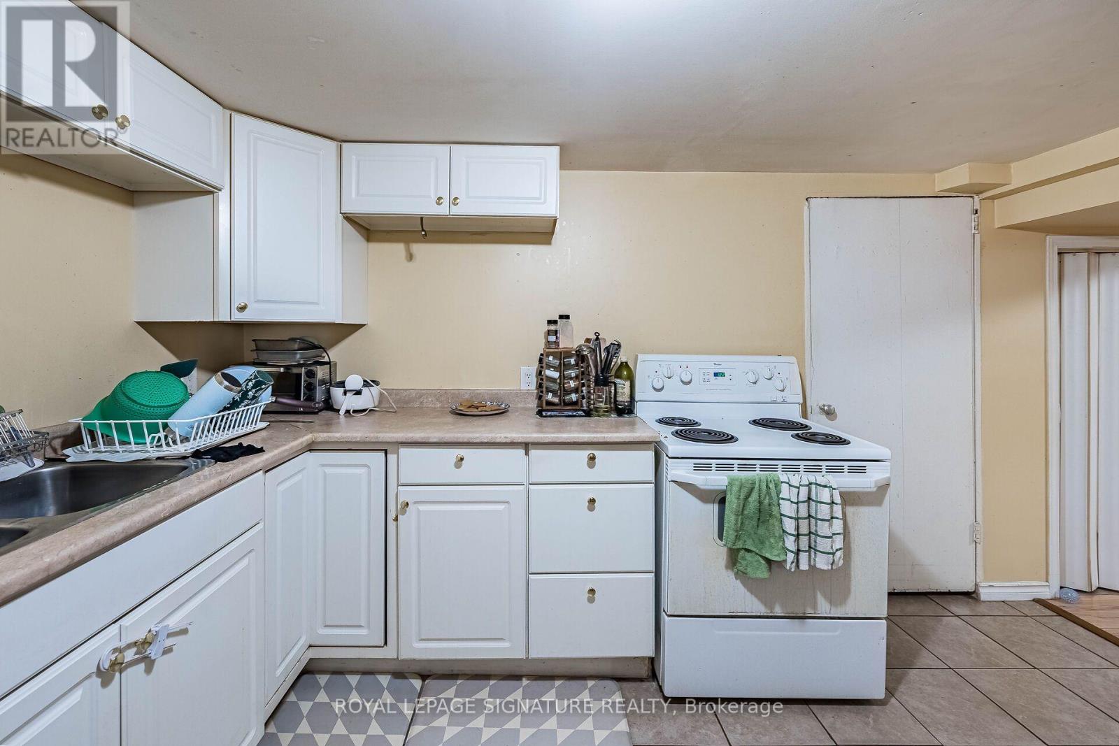 1 DAVIDSON AVENUE - Image 21