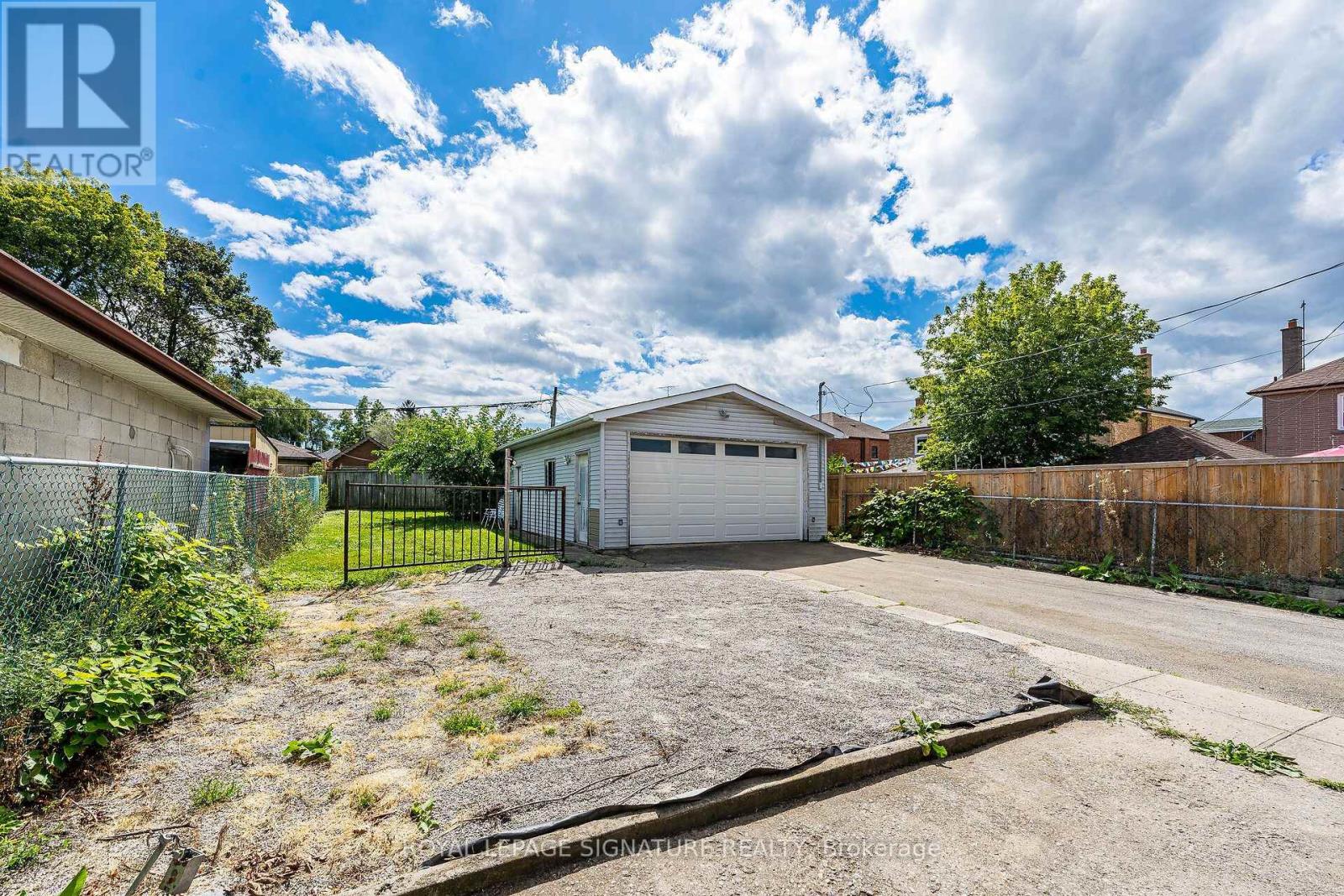 1 DAVIDSON AVENUE - Image 23