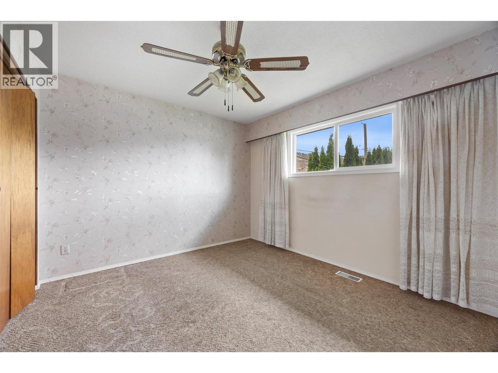 1281 Kimberley Crescent - 14