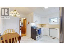 Family room - 20 Crawford Street, Brockville, ON K6V1S3 Photo 8