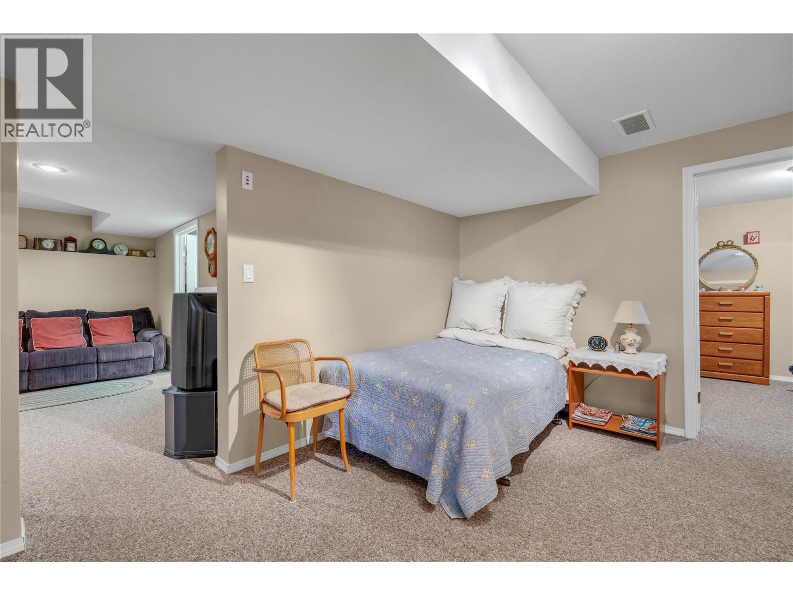 124 Phoenix Avenue, Penticton