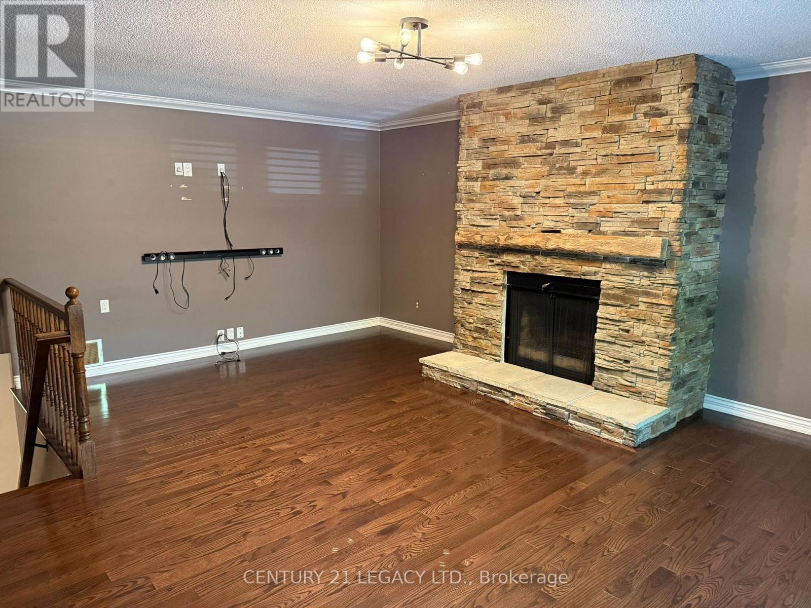 6772 DOLMAGE COURT - Image 4