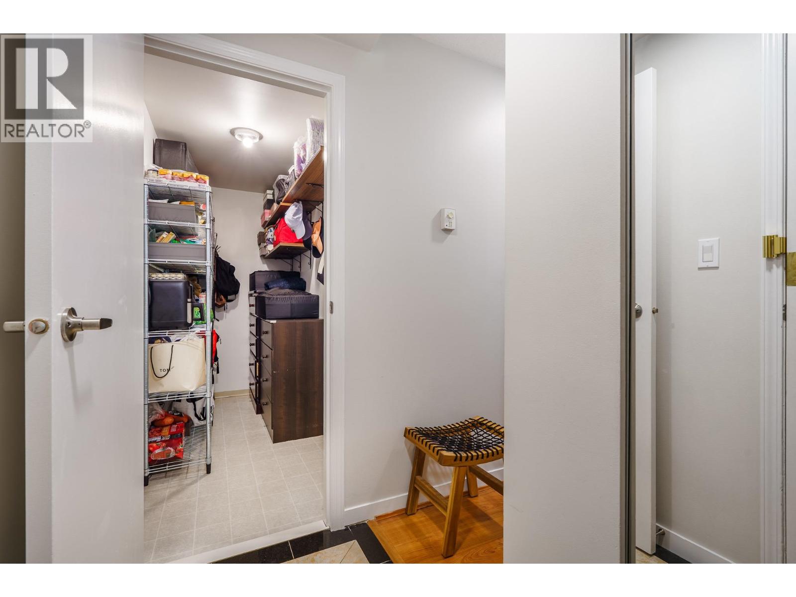 2 Bed, 2 Bath House for Sale in Vancouver – 1706 1367 ALBERNI STREET, Vancouver – MLS# R3160094 - Image 15