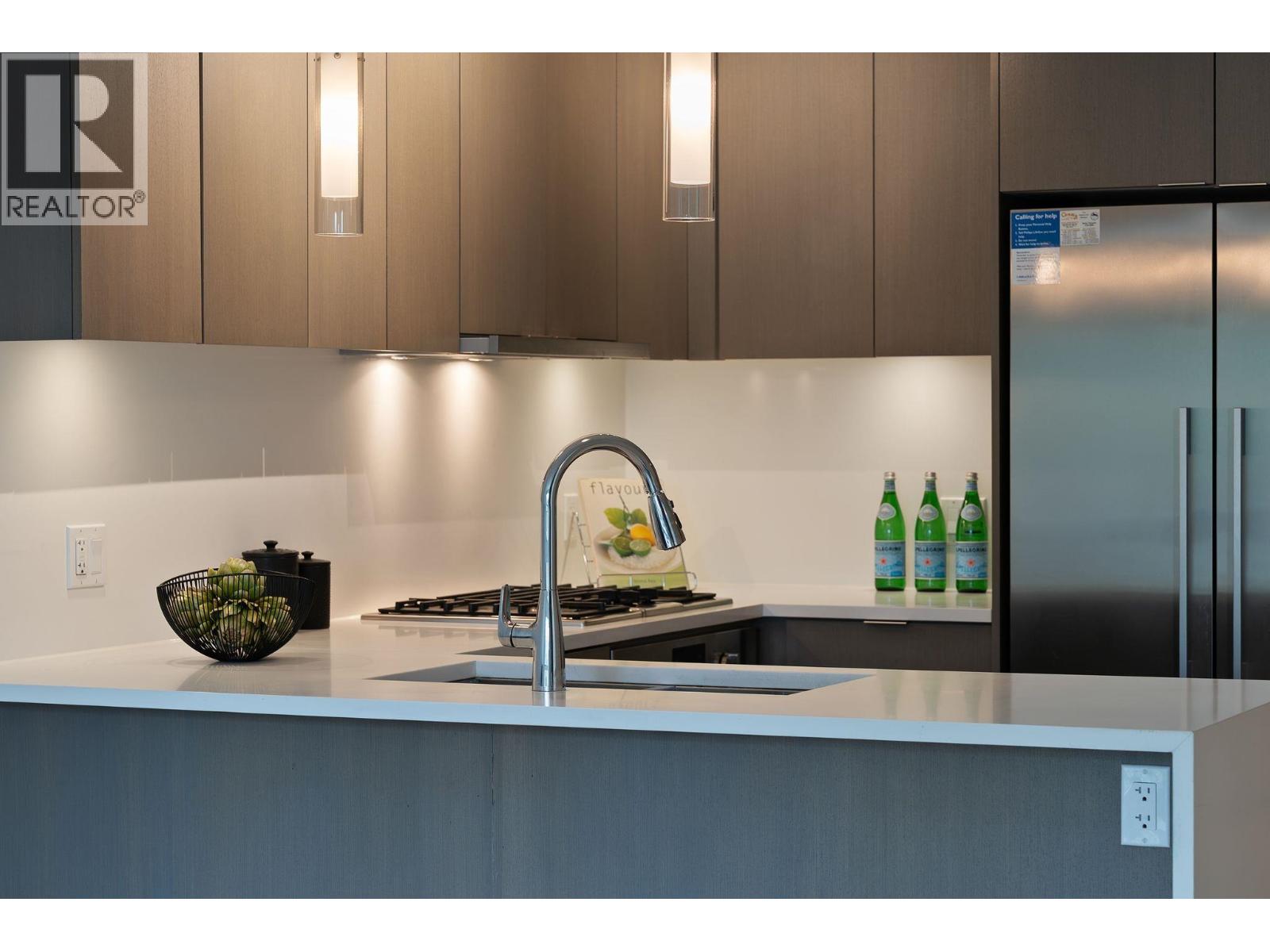 #207 5555 DUNBAR Street, Vancouver, British Columbia, V6N1W5, Vancouver, British Columbia — photo 4 of 5