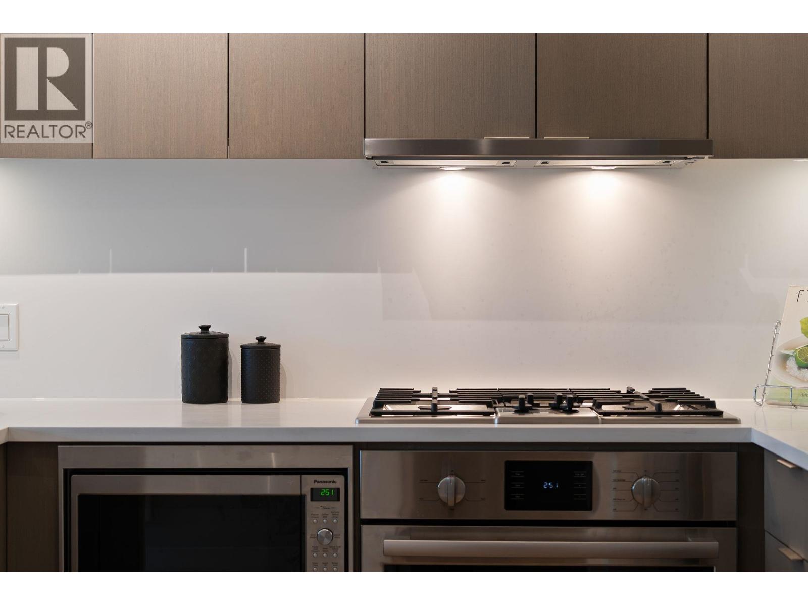 207 5555 DUNBAR STREET, Vancouver — photo 7