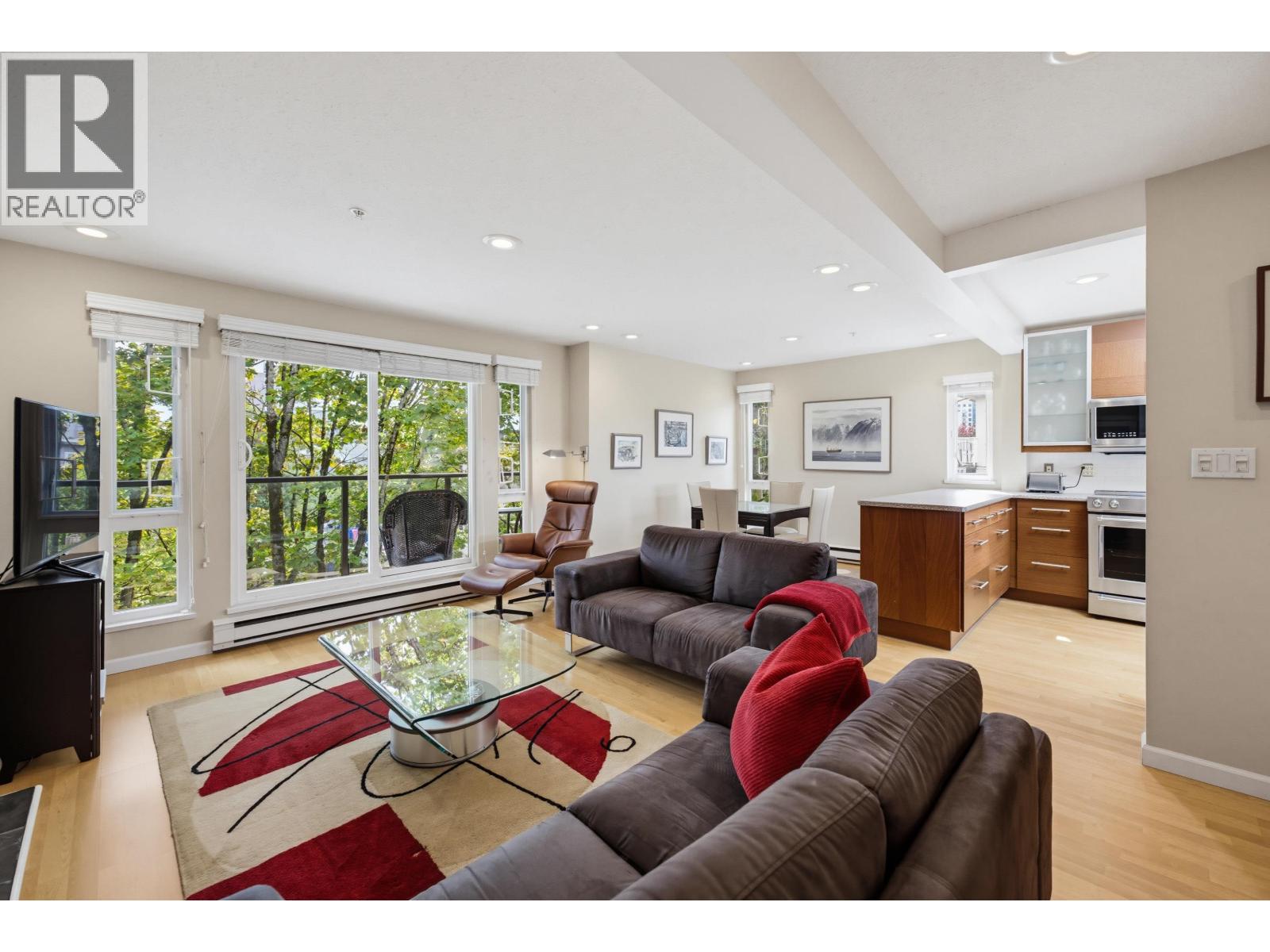 403 1200 W 10TH AVENUE, Vancouver