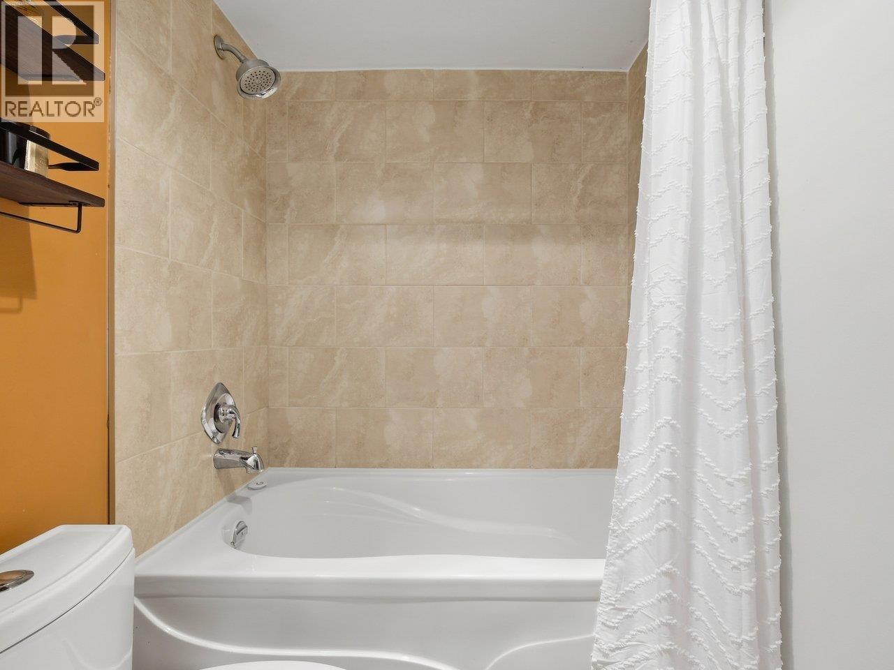 216 1549 KITCHENER STREET, Vancouver