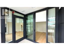 304 135 E 13th Street, North Vancouver, BC V7L0J8 Photo 15