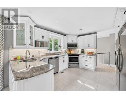 58 Erinmore Drive, Sydney, NS B1M1A7 Photo 17