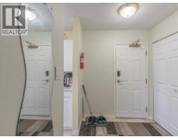 108-b-5109 Forrest Drive, Yellowknife, NT  Photo 15