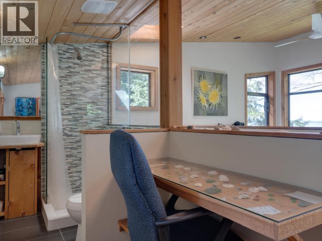 1805 SAVARY ISLAND RD - Image 29