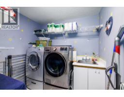 5687 Somerset Avenue, Peachland, BC V0H1X4 Photo 24