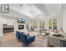 121 Milky Way Drive, Richmond Hill, ON L4C4L9 Photo 13