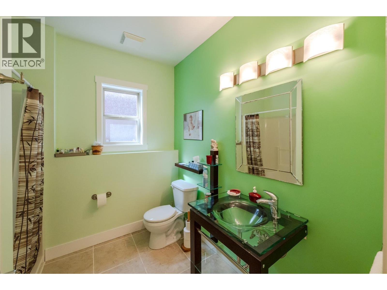 #8 6833 Meadows Drive - 44