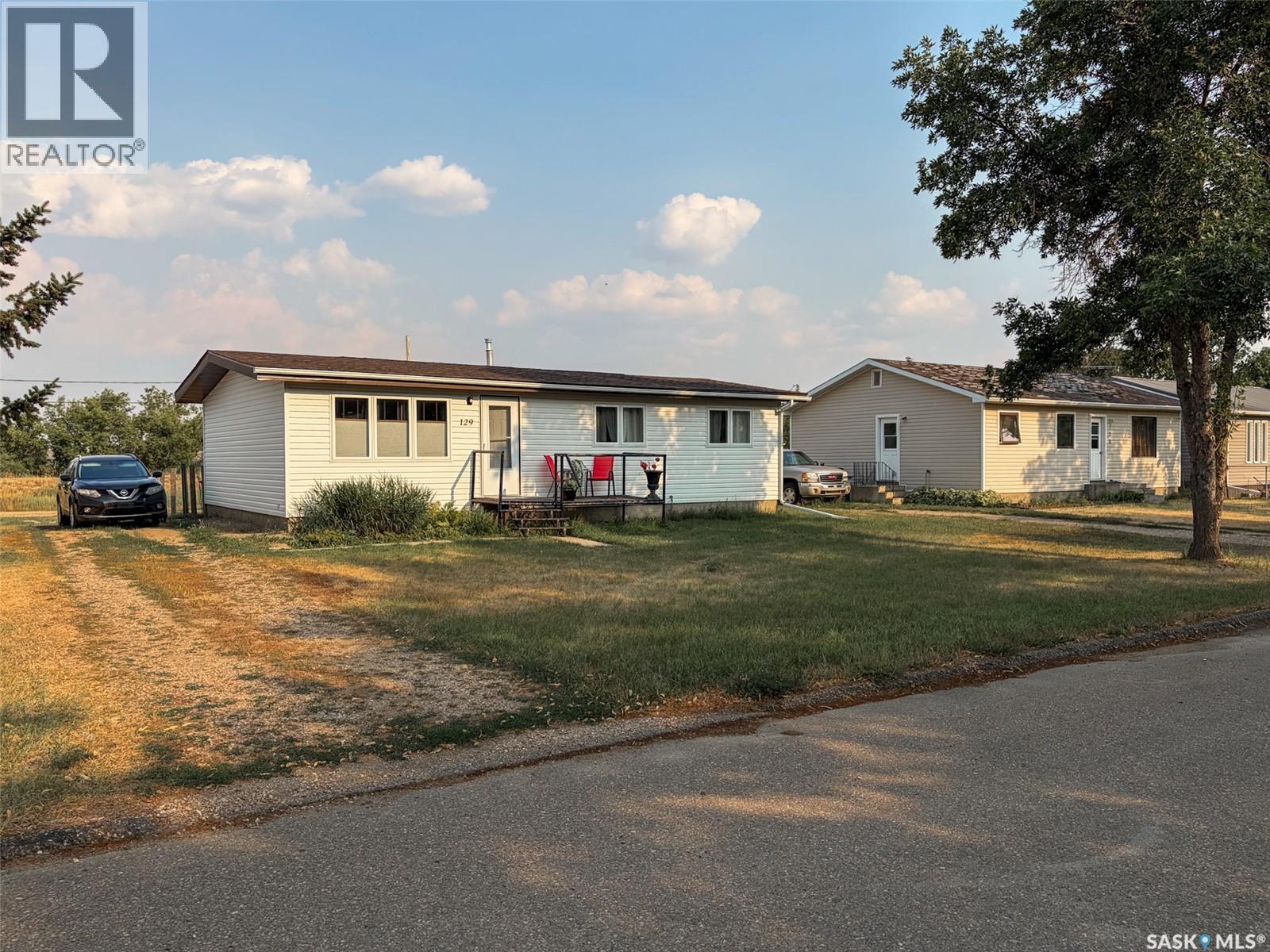 129 Ash AVENUE N - 2