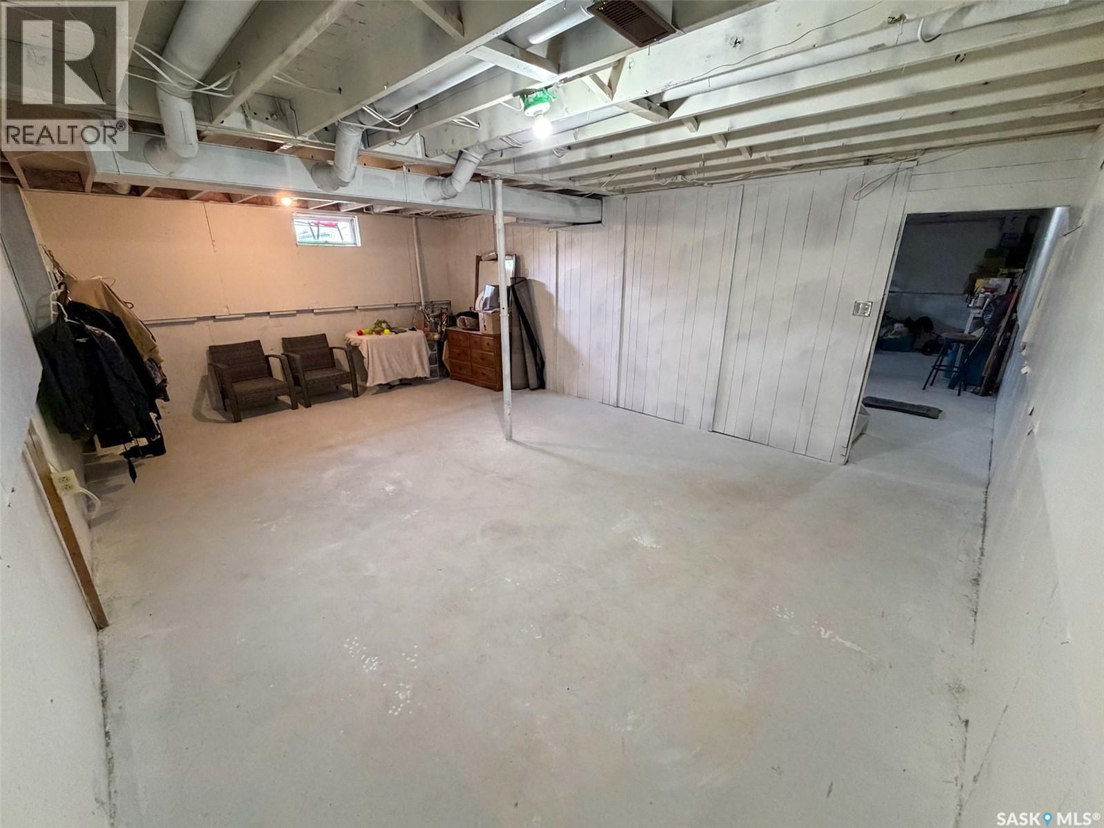 129 Ash AVENUE N - Image 26