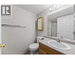 210, 4514 54 Avenue, Olds, AB T4H1W5 Photo 11