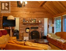 31 Lime Cliffs Beach, Sicamous, BC V0E2V0 Photo 11