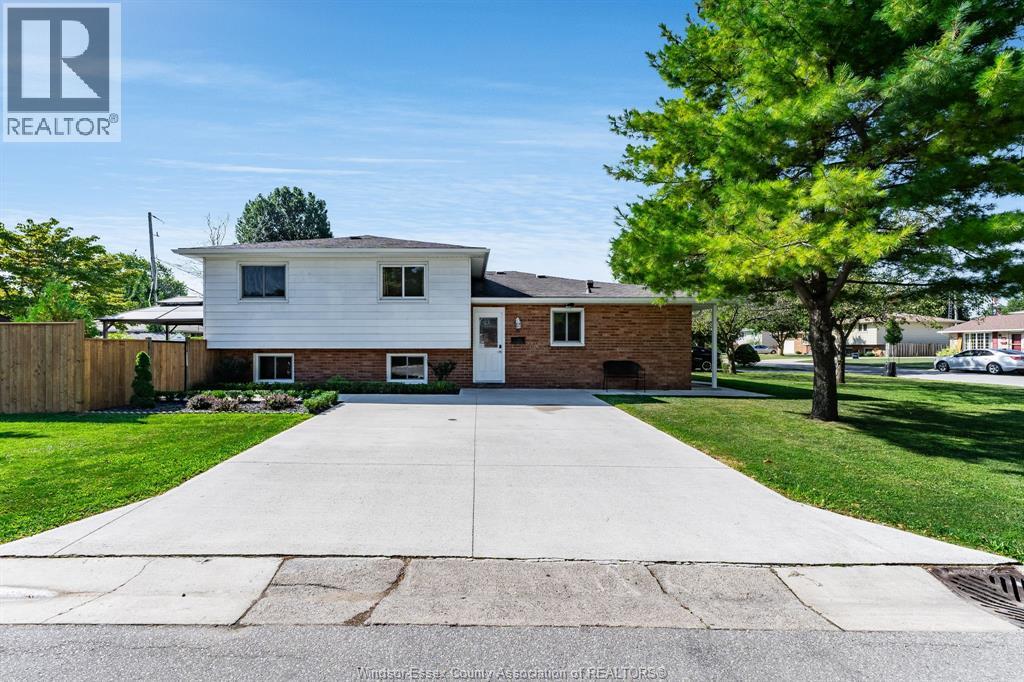 6 MARLENE CRESCENT - 35