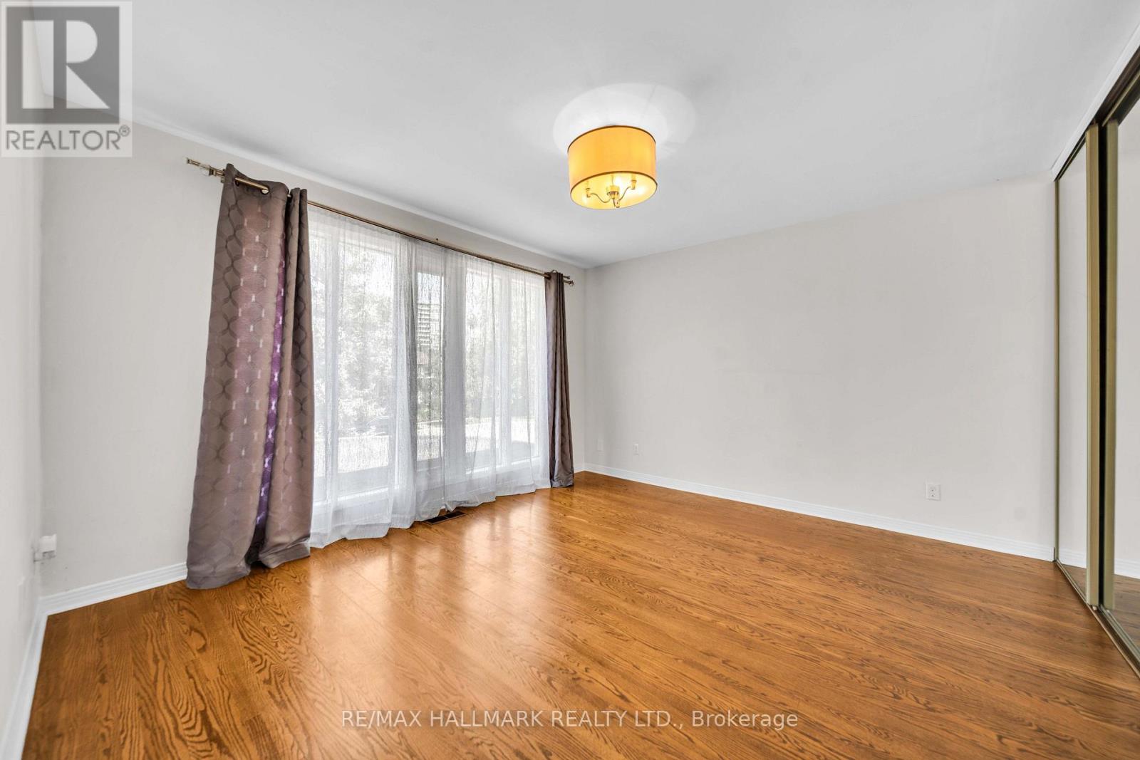 17 TWIN CIRCLE COURT - Image 14