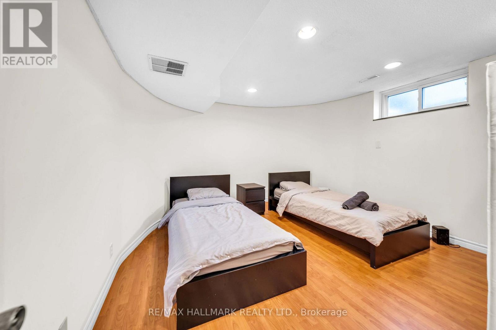 17 TWIN CIRCLE COURT - Image 30