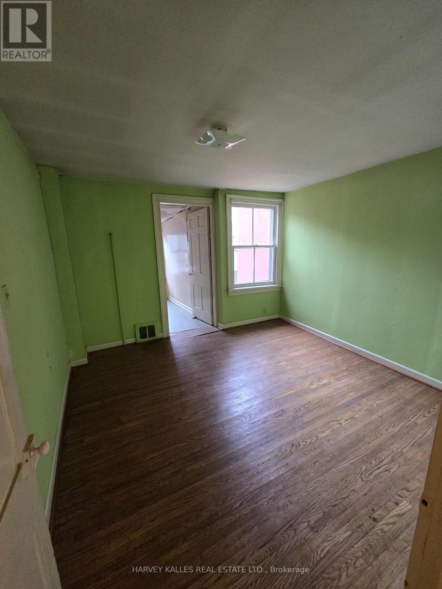 12 WHITAKER AVENUE - 3