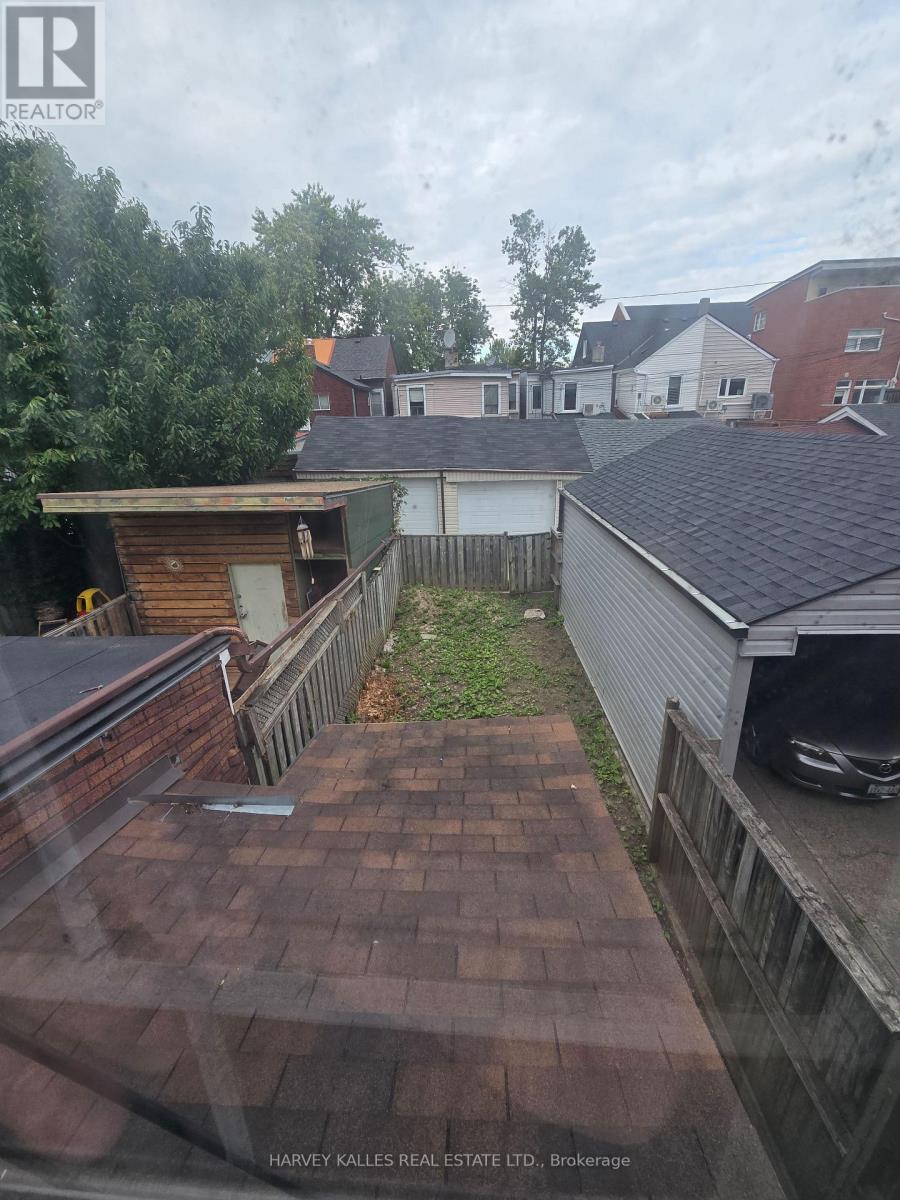 12 WHITAKER AVENUE - 4