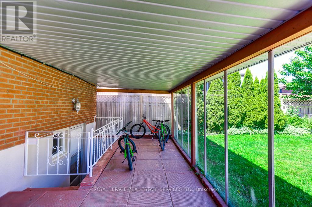 38 JELLICOE AVENUE - 40
